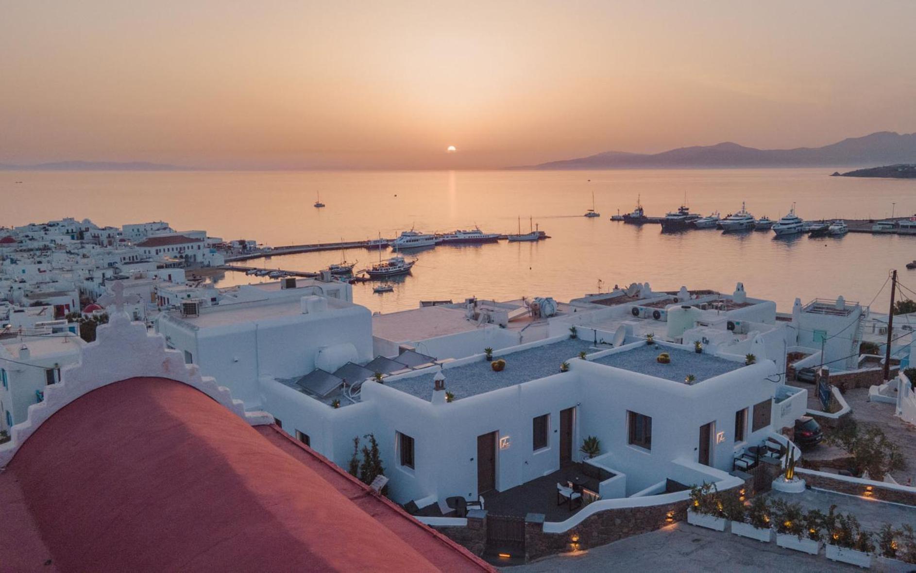 She Mykonos - The Residency Aparthotel *