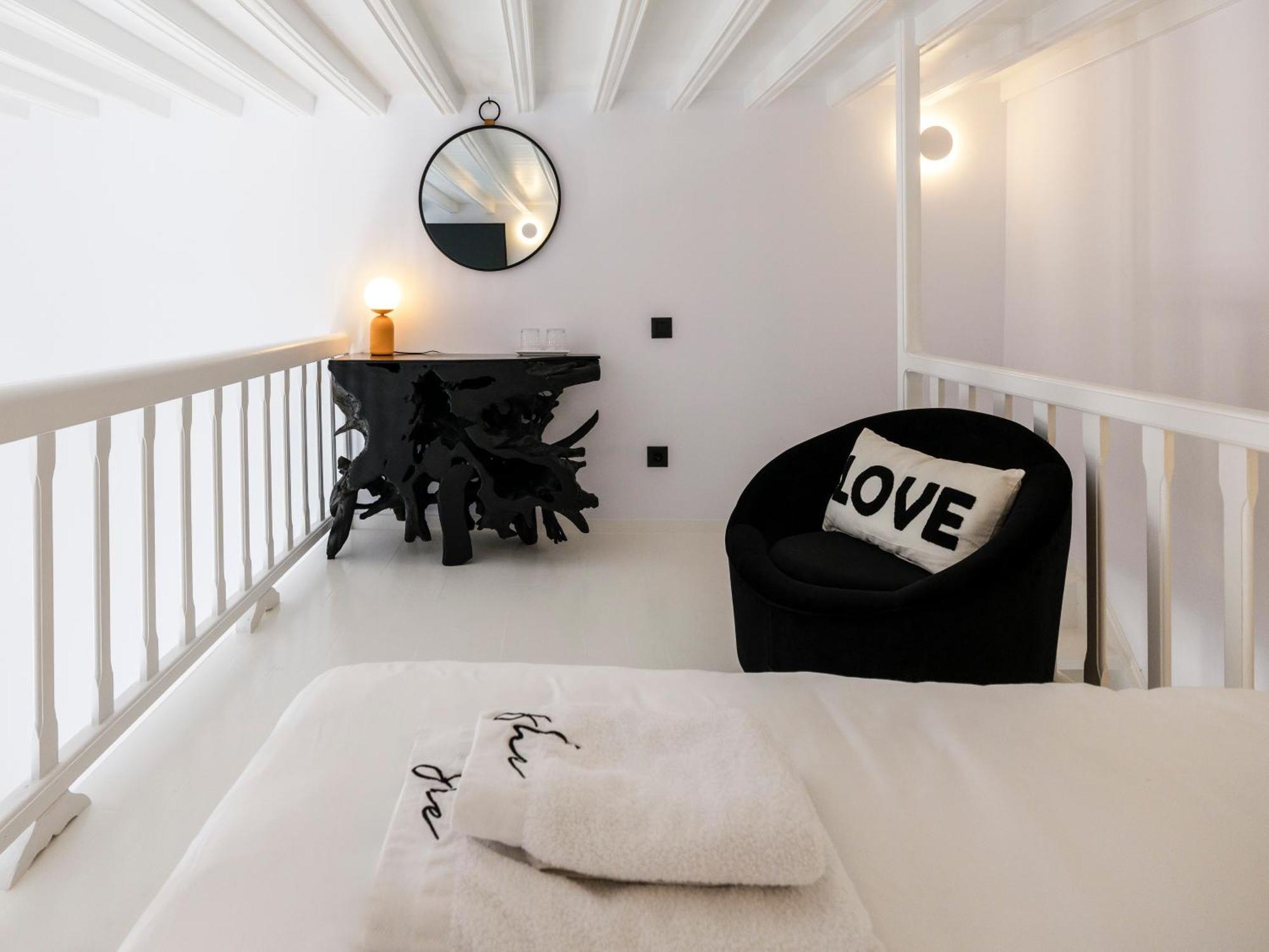 Aparthotel She Mykonos - The Residency