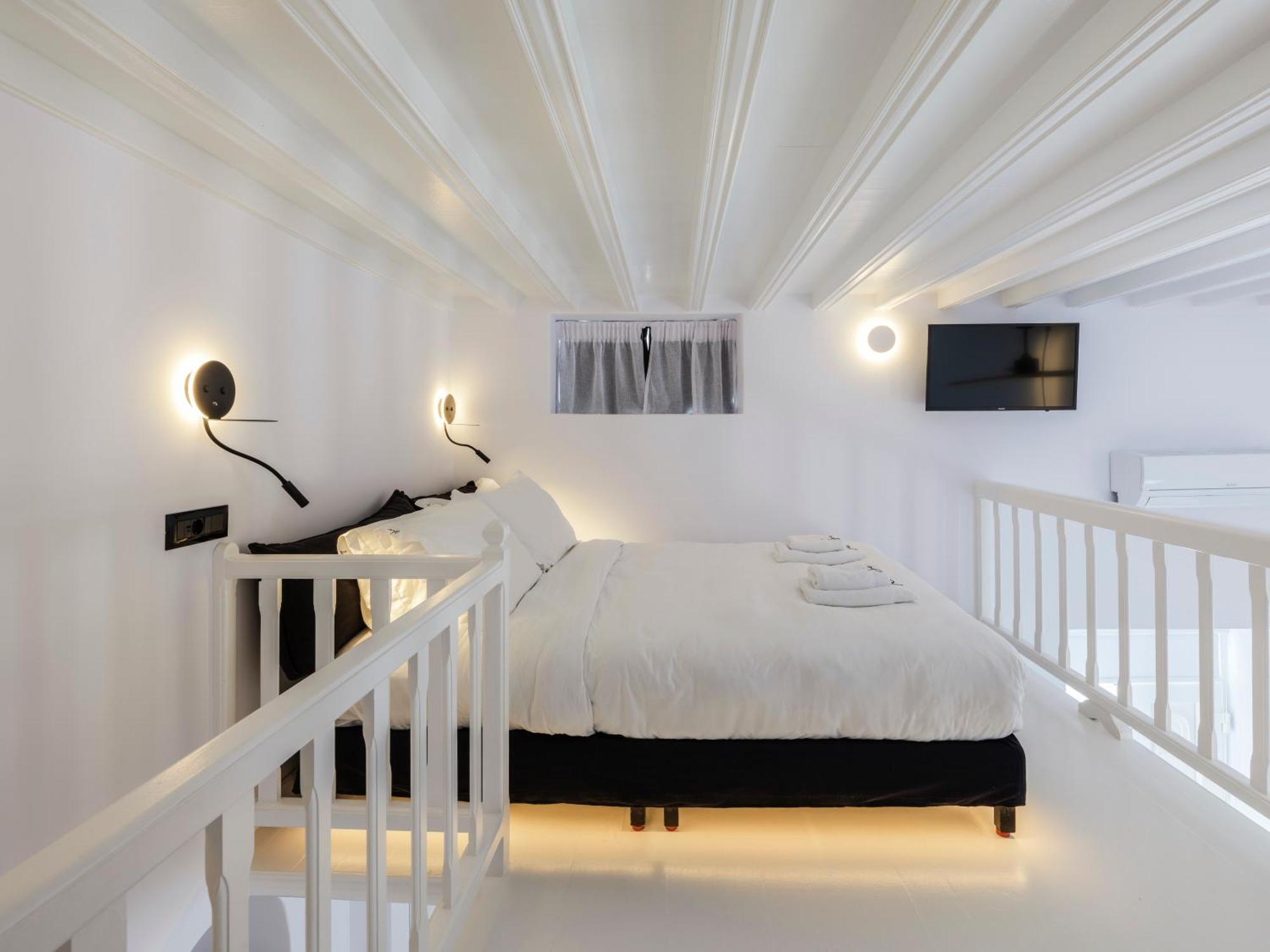 Aparthotel She Mykonos - The Residency *